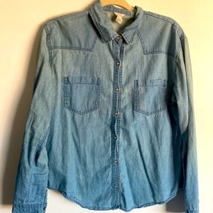 Forever 21 faux denim long sleeve shirt, size large